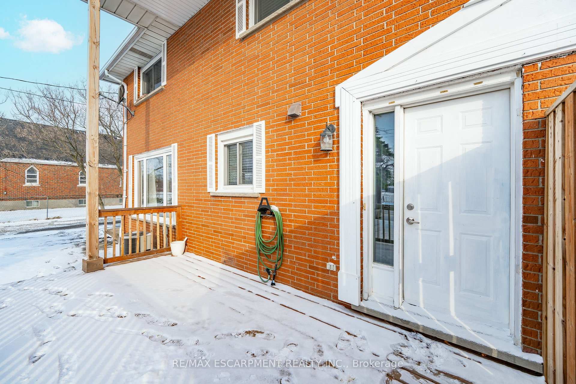 6427 Townline Road Unit 1 photo 5