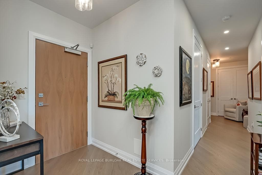 1441 Elgin Street Unit 207 photo 5