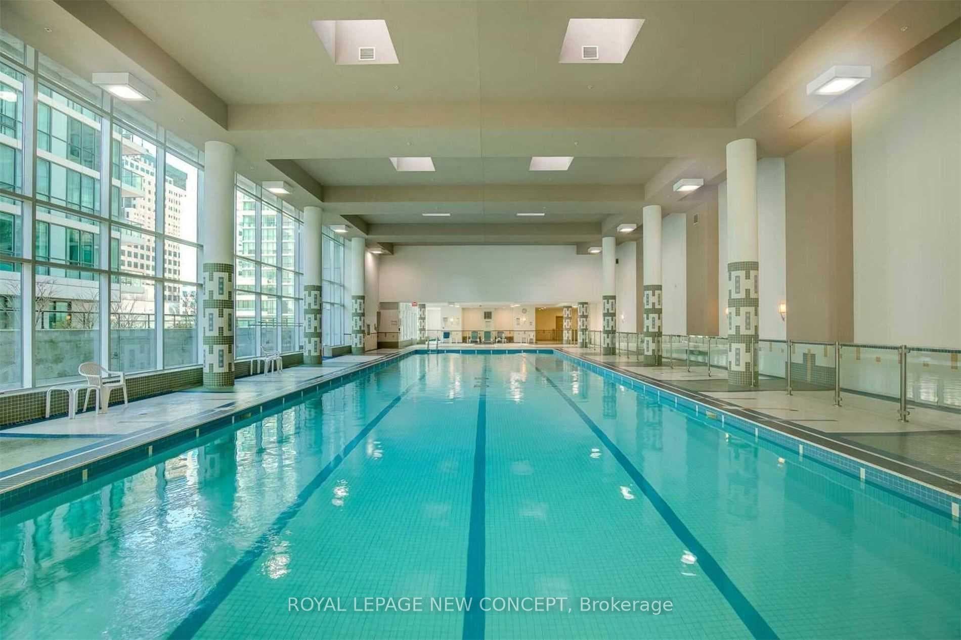 16 Yonge Street Unit 318 photo 17