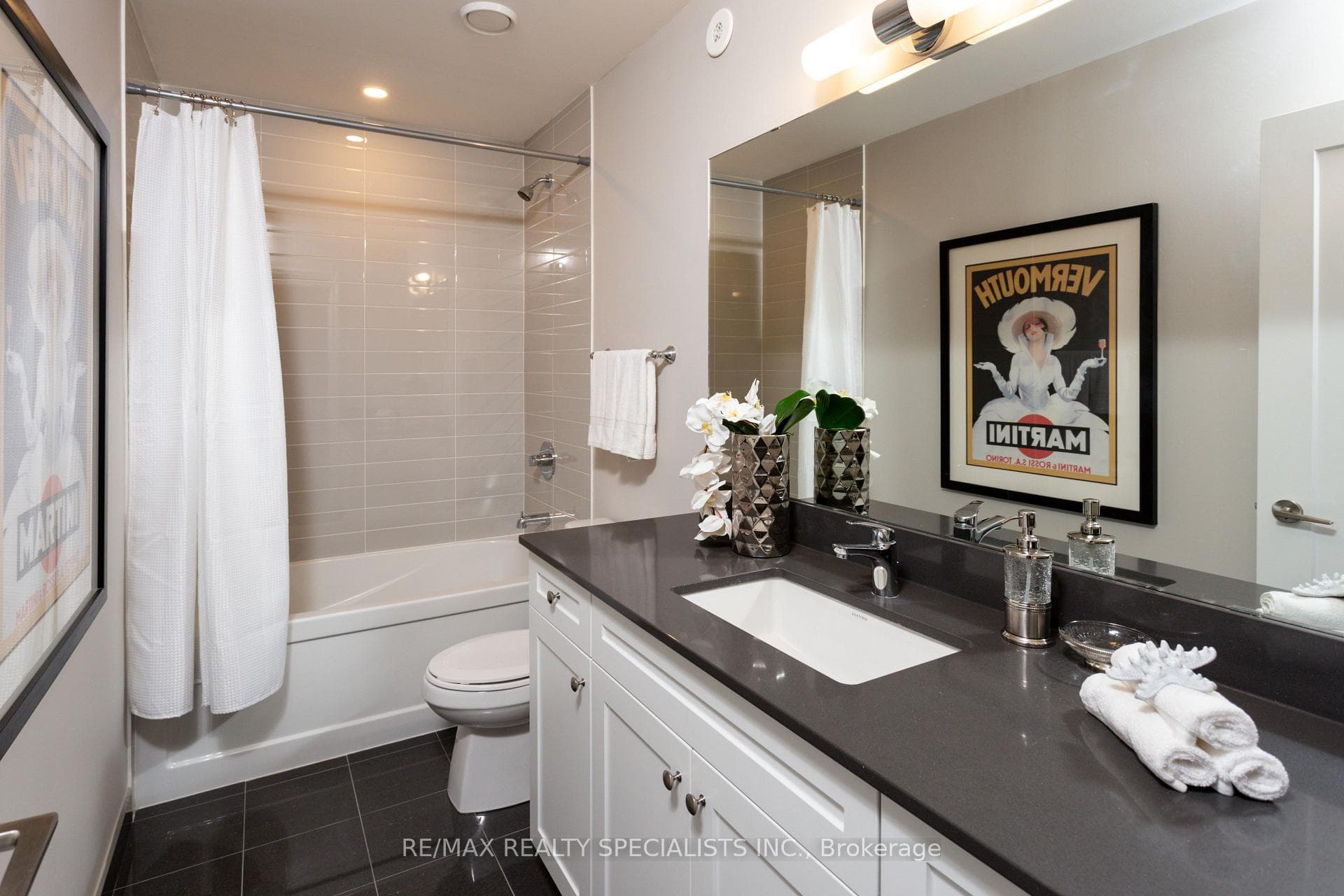 1180 Cawthra Road Unit 107 photo 21