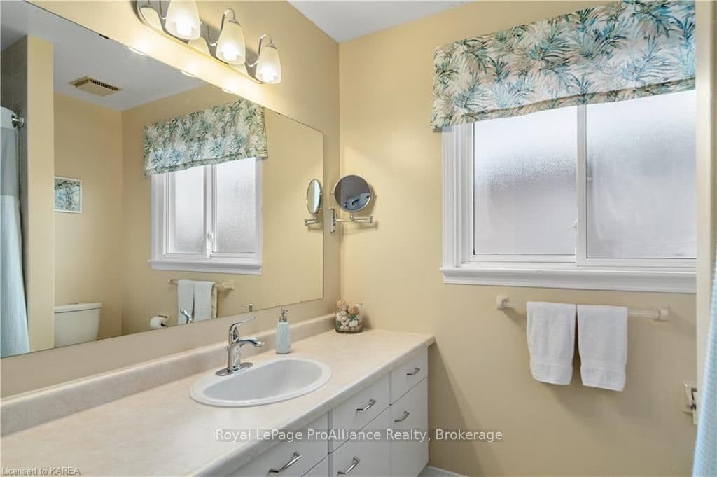 1178 BENTLEY Terrace photo 30