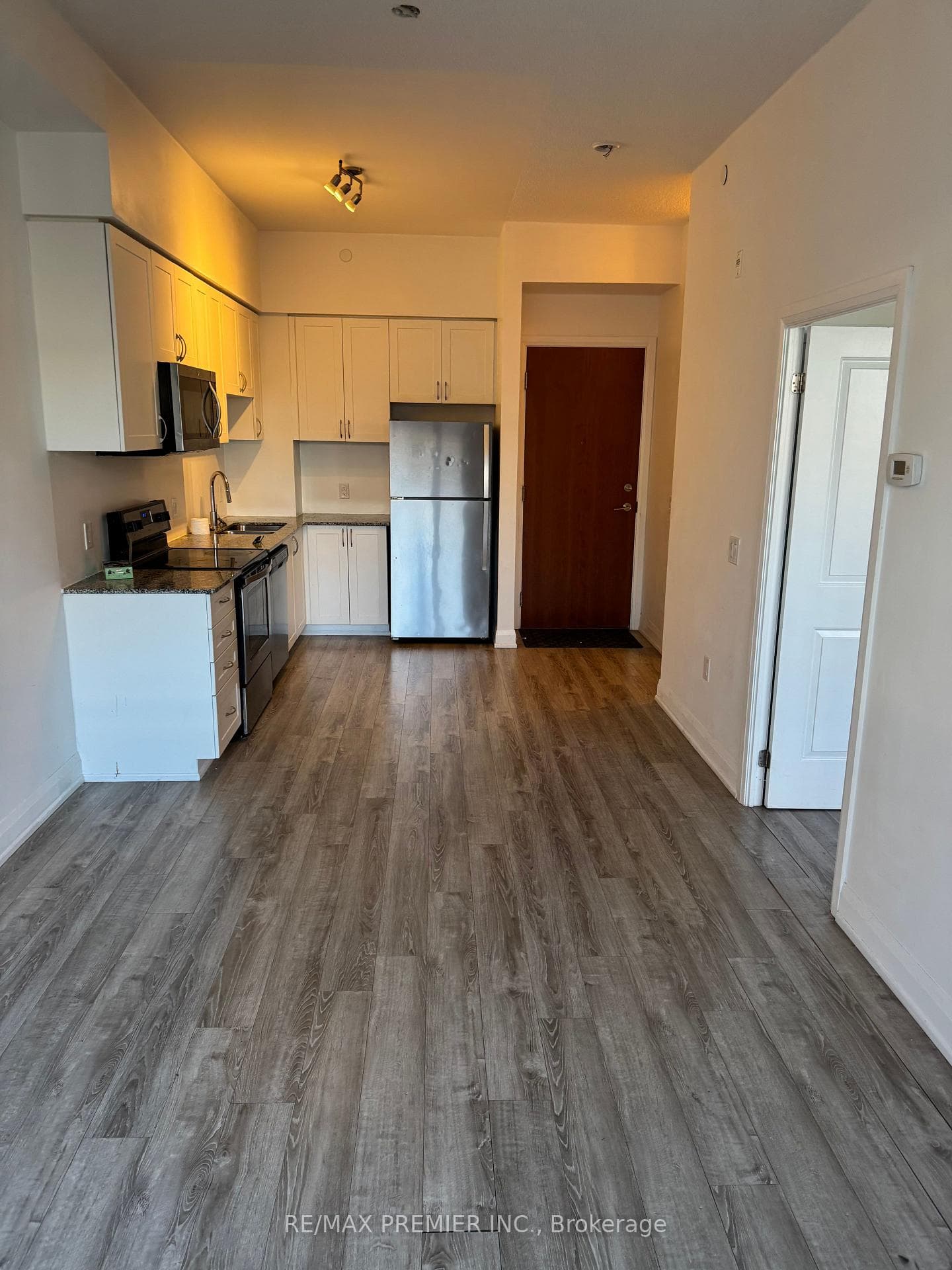 2800 Keele Street Unit 221 photo 7