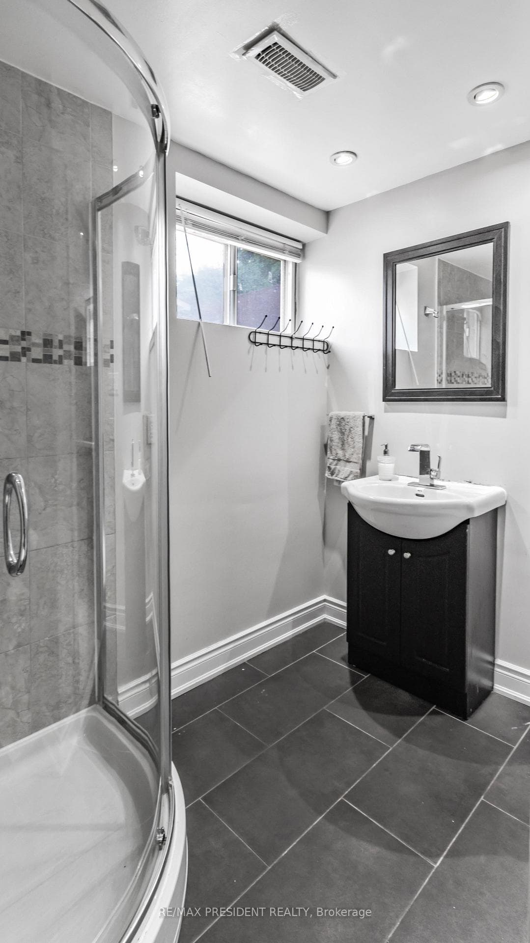 163 Prince Charles Drive photo 34