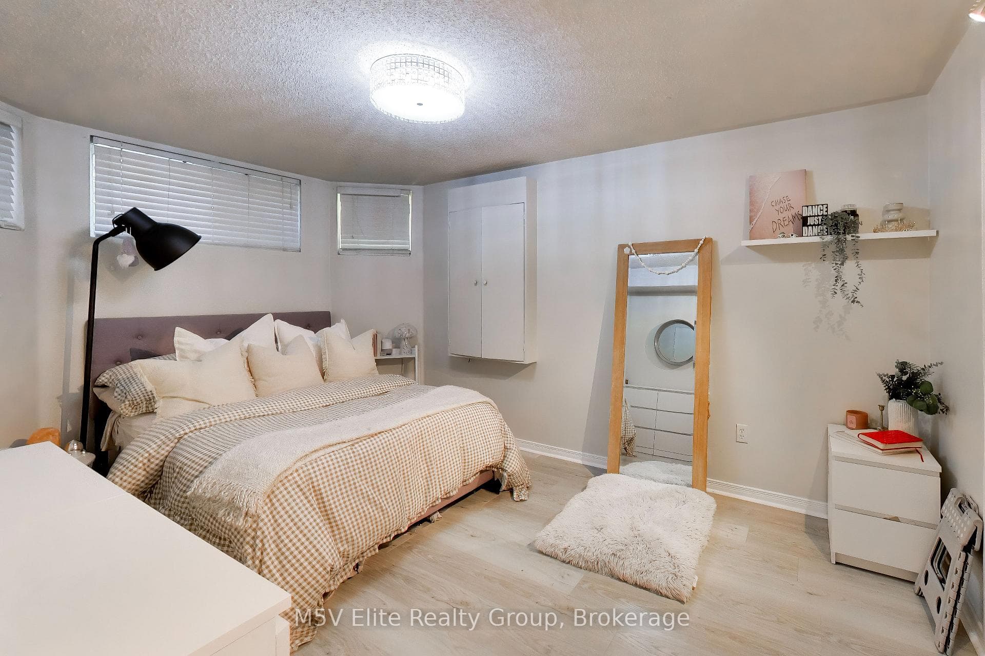 46 Royal Orchard Drive photo 14