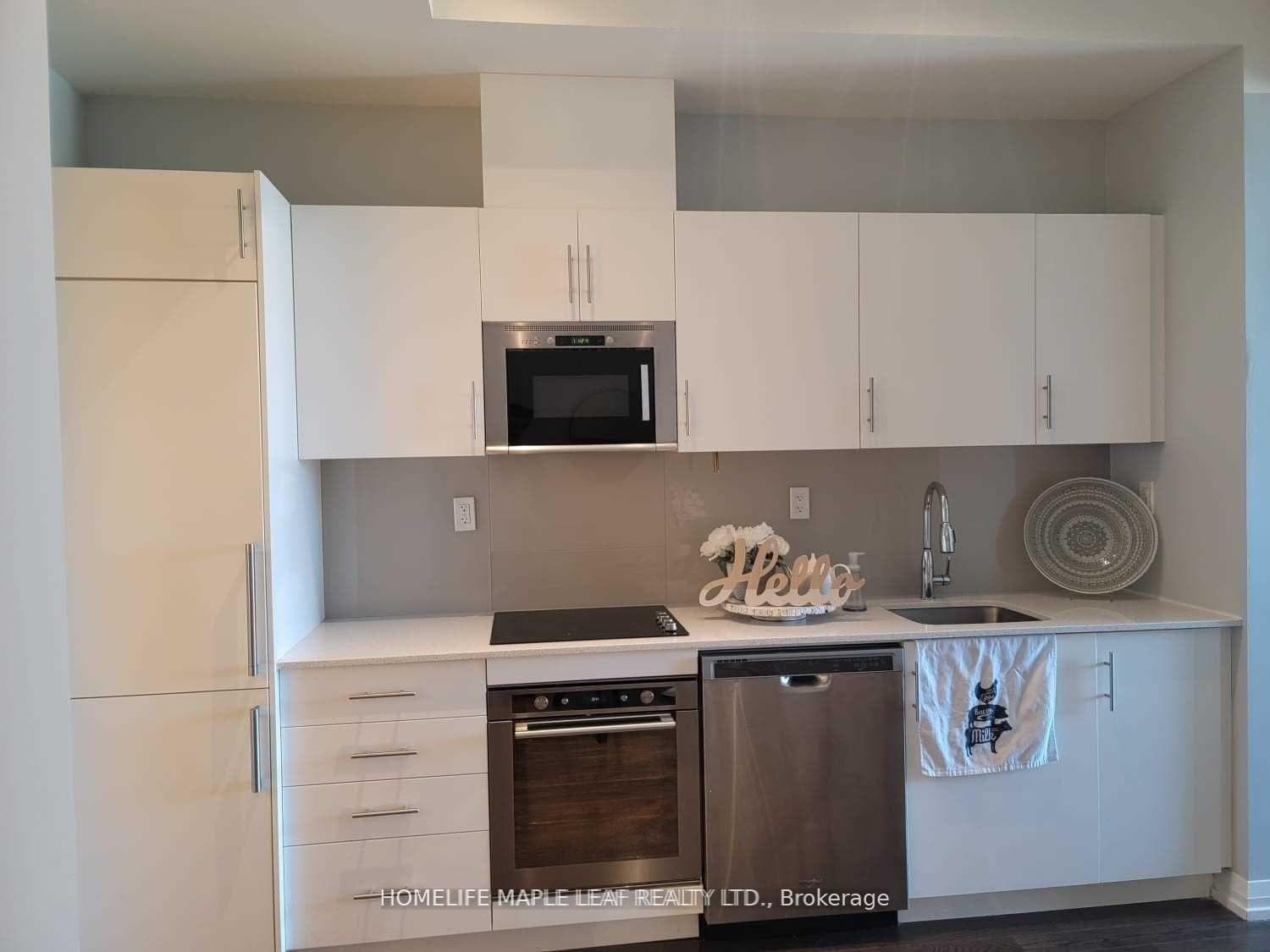 460 Adelaide Street Unit 920 photo 5