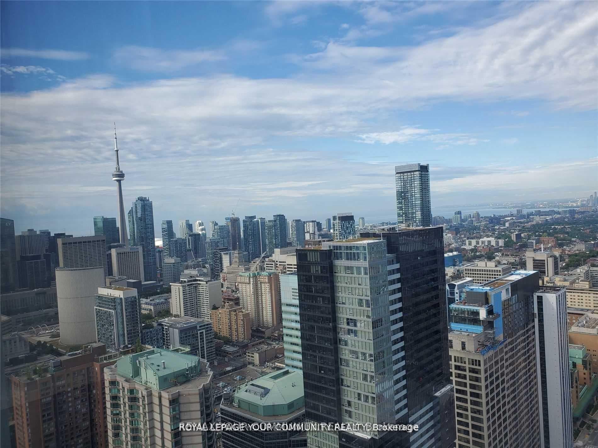 386 Yonge Street Unit 2814 photo 7