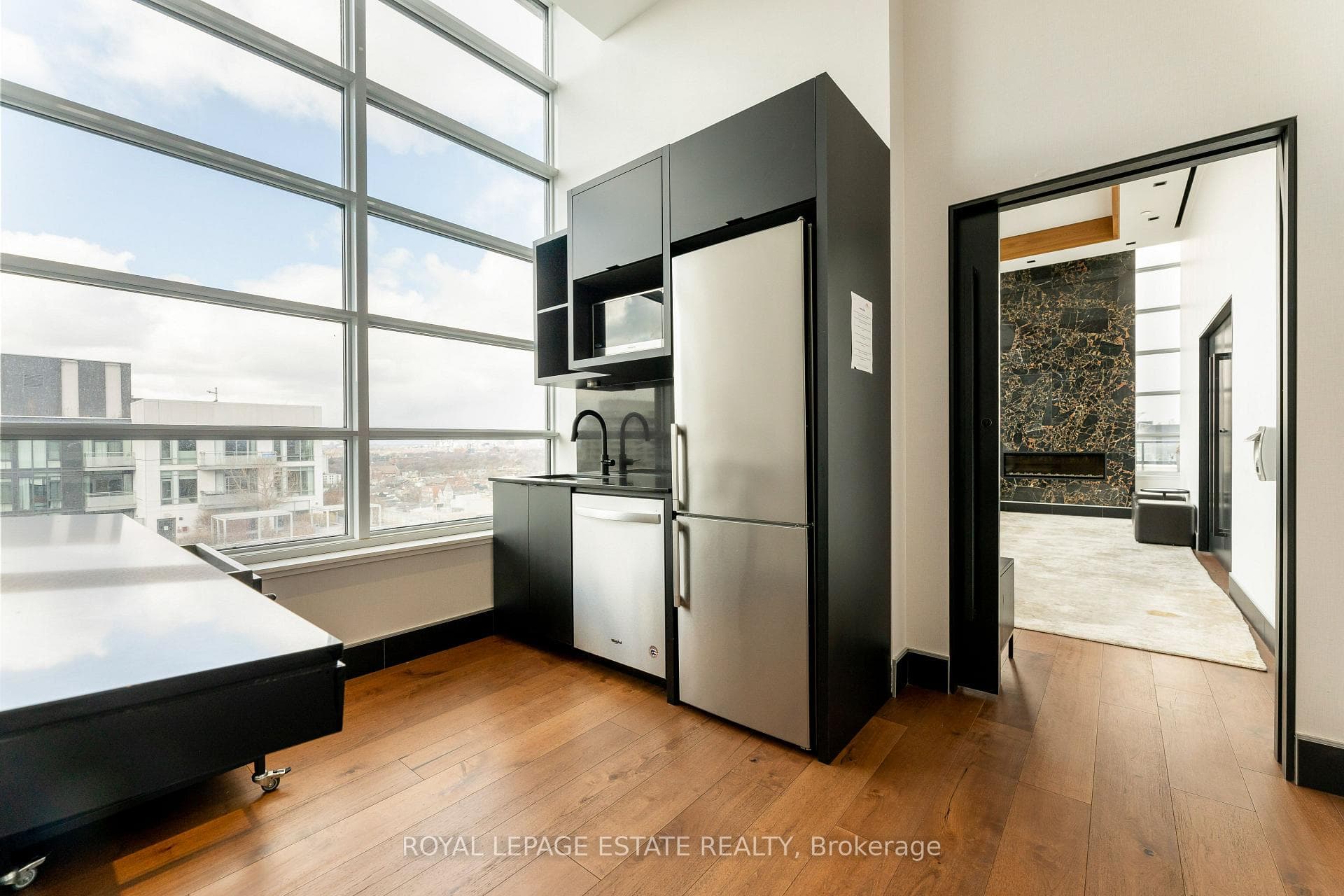 501 Adelaide Street Unit 1106 photo 22