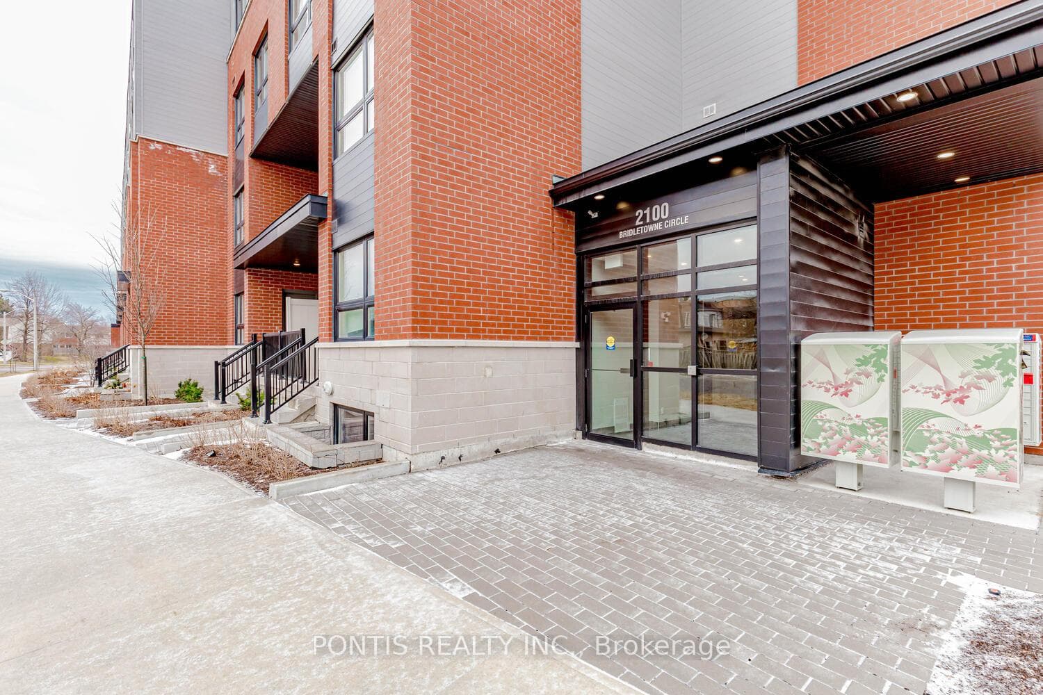 2100 Bridletowne Circle Unit 102 photo 4