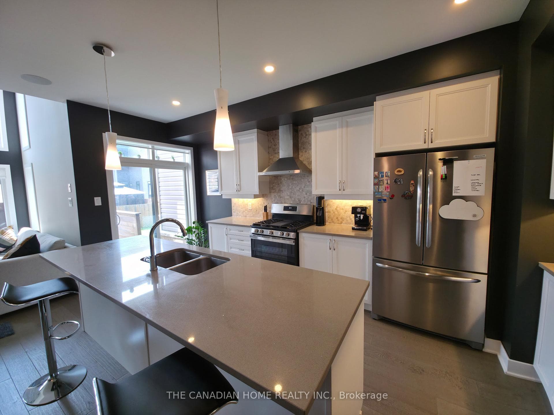 468 Trident Mews photo 7