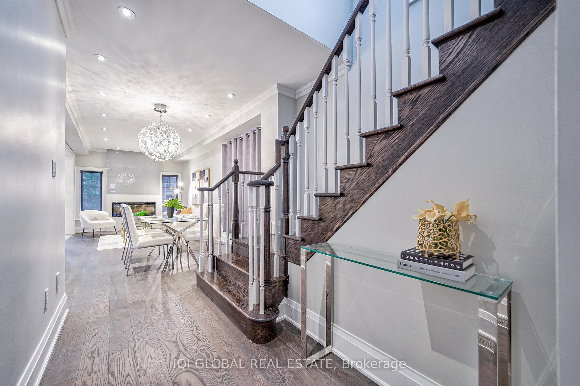 163 Fimco Crescent photo 18