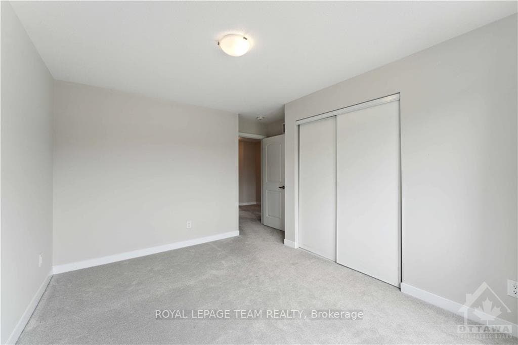 633 CHILLERTON Drive photo 22