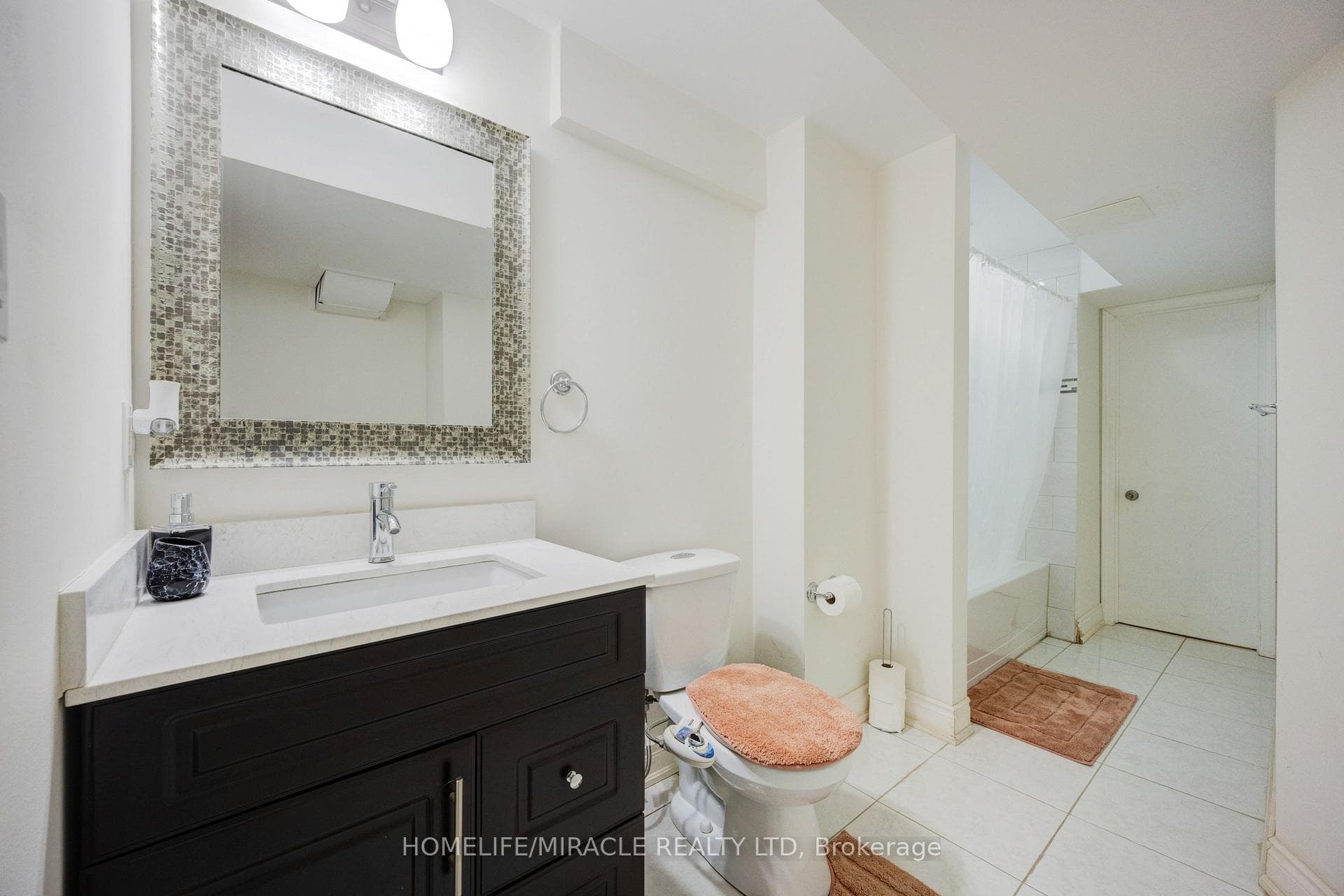 36 Herkes Drive photo 46