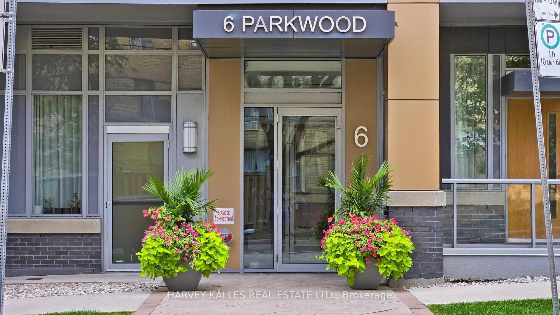 6 Parkwood Avenue Unit 603 photo 2