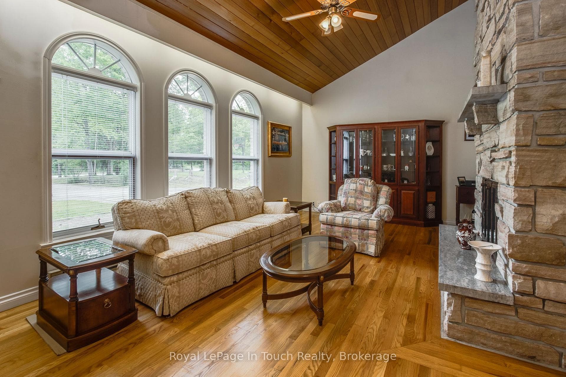 487 Tiny Beaches Road photo 5