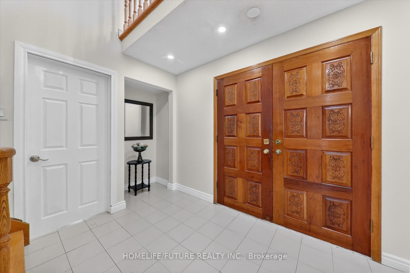2 Lovel Avenue photo 8