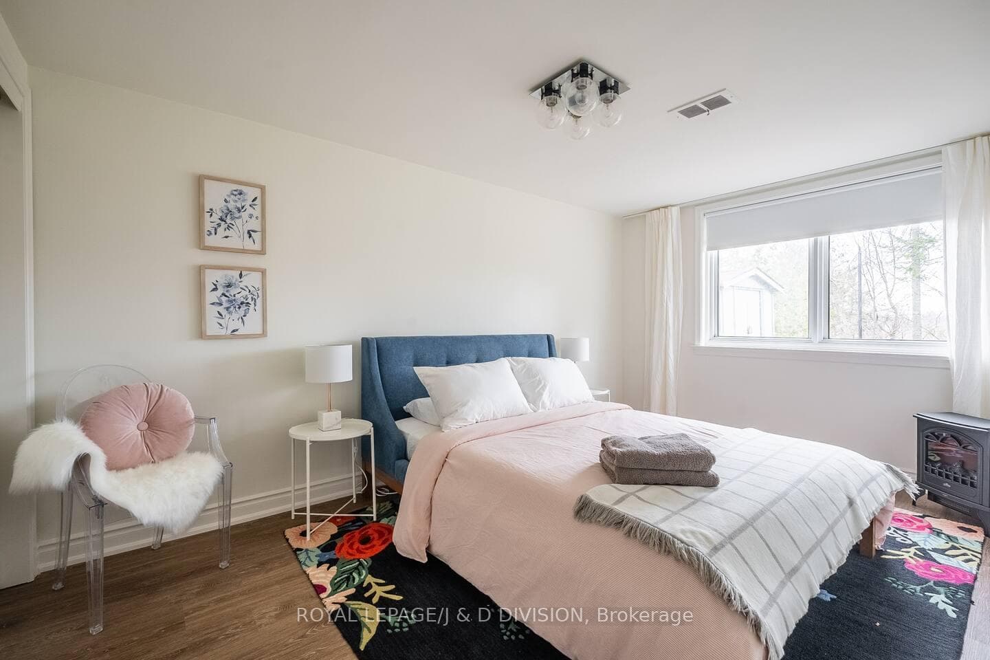47 Florens Avenue photo 19