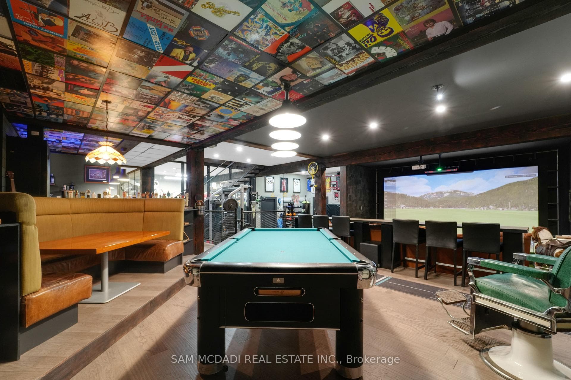 2084 Grand Boulevard photo 36