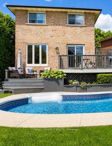 27 Radford Crescent photo 11