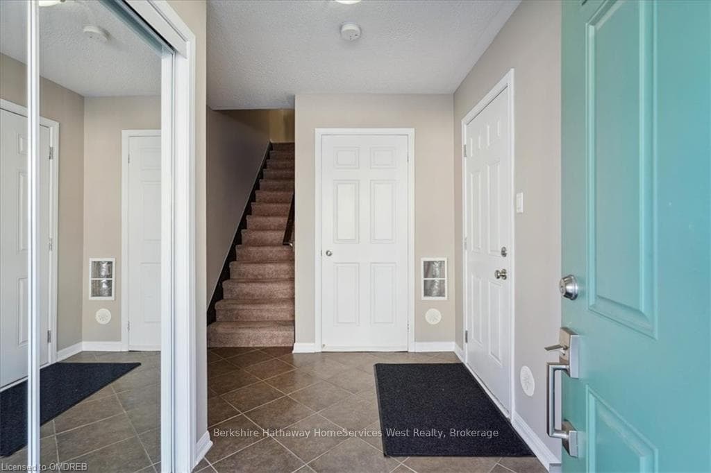 222 SEPTIMUS Heights photo 5