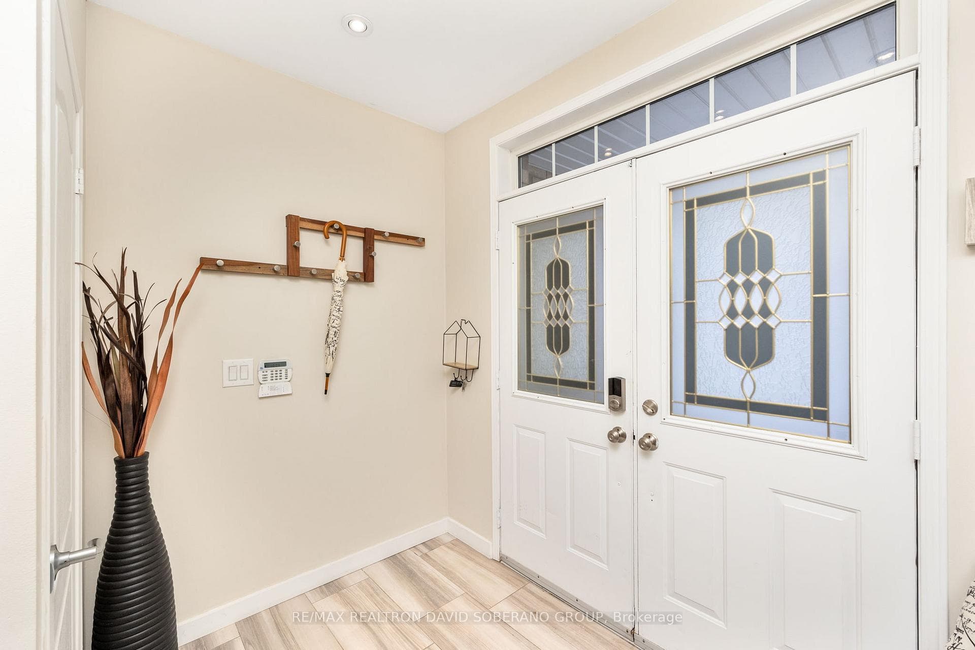 144 Benjamin Hood Crescent photo 3