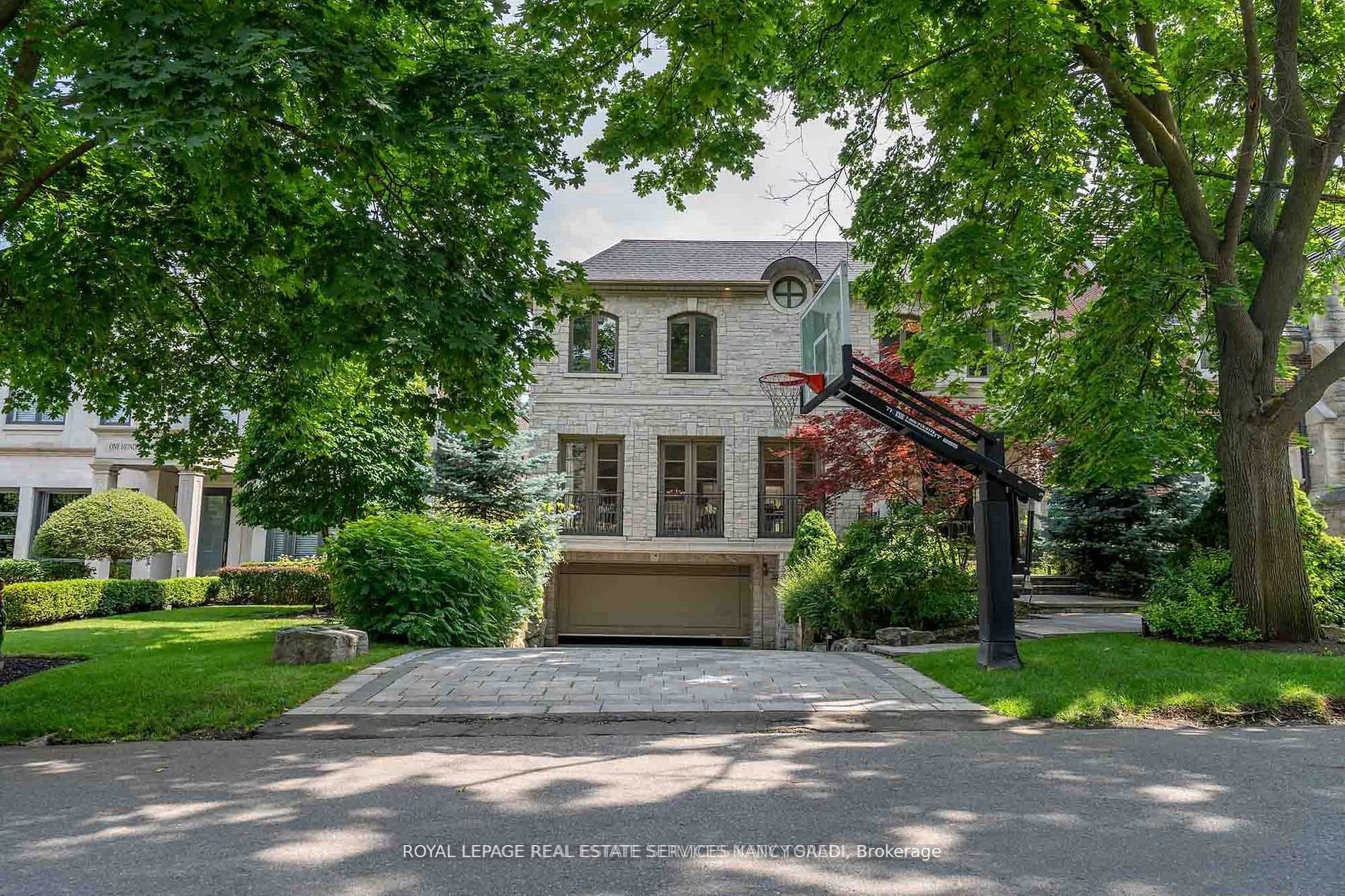 135 Buckingham Avenue photo 5