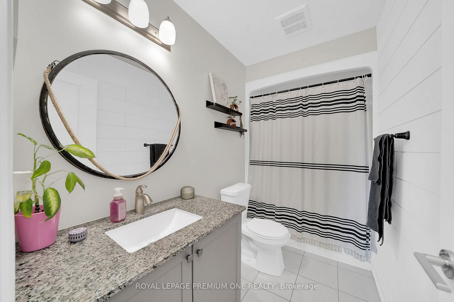 43 Dale Drive Unit 203 photo 14