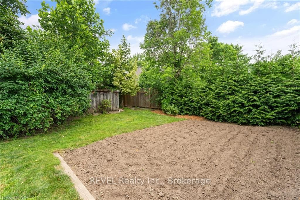6175 DENNIS Lane photo 27