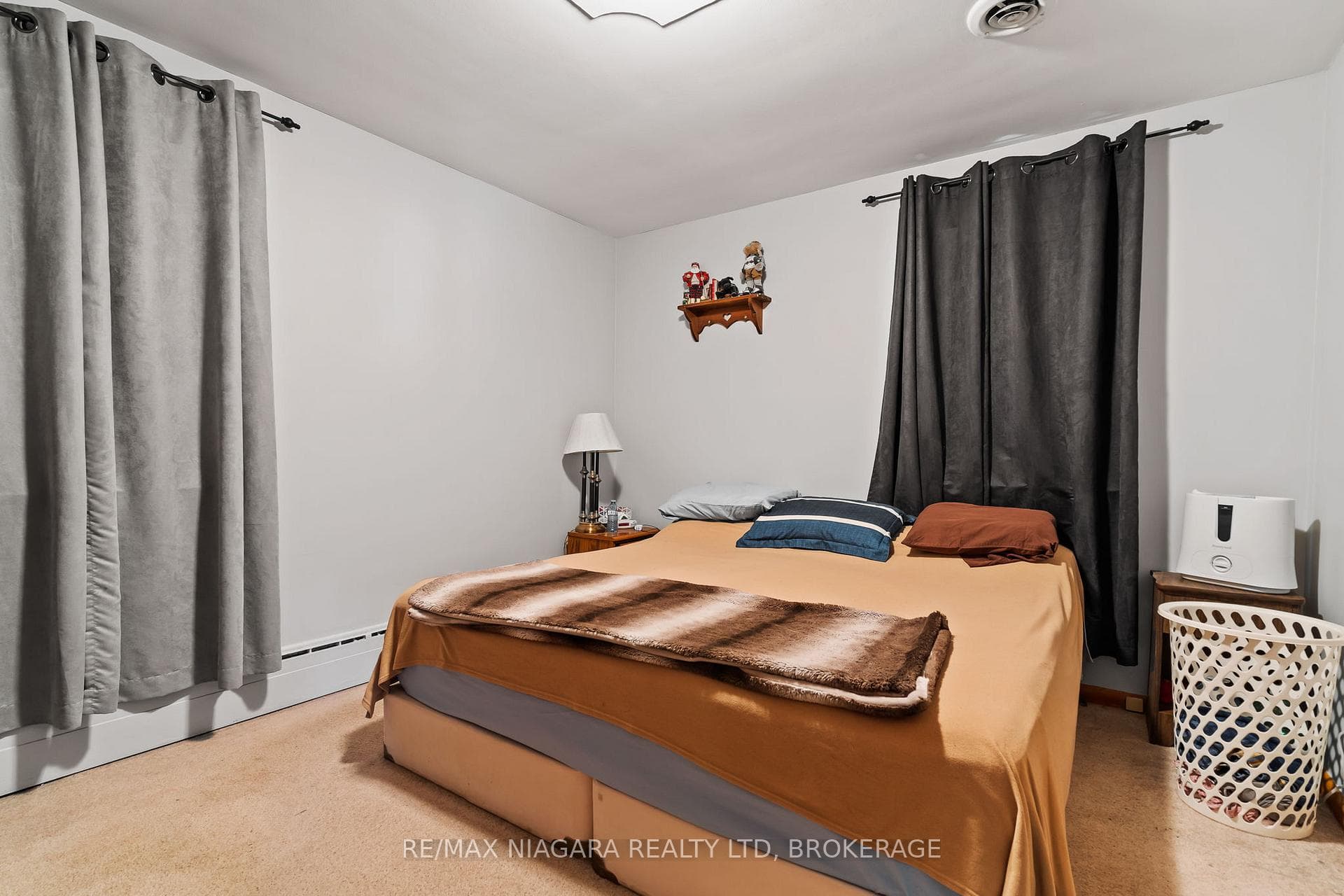 419 Steele Street photo 9