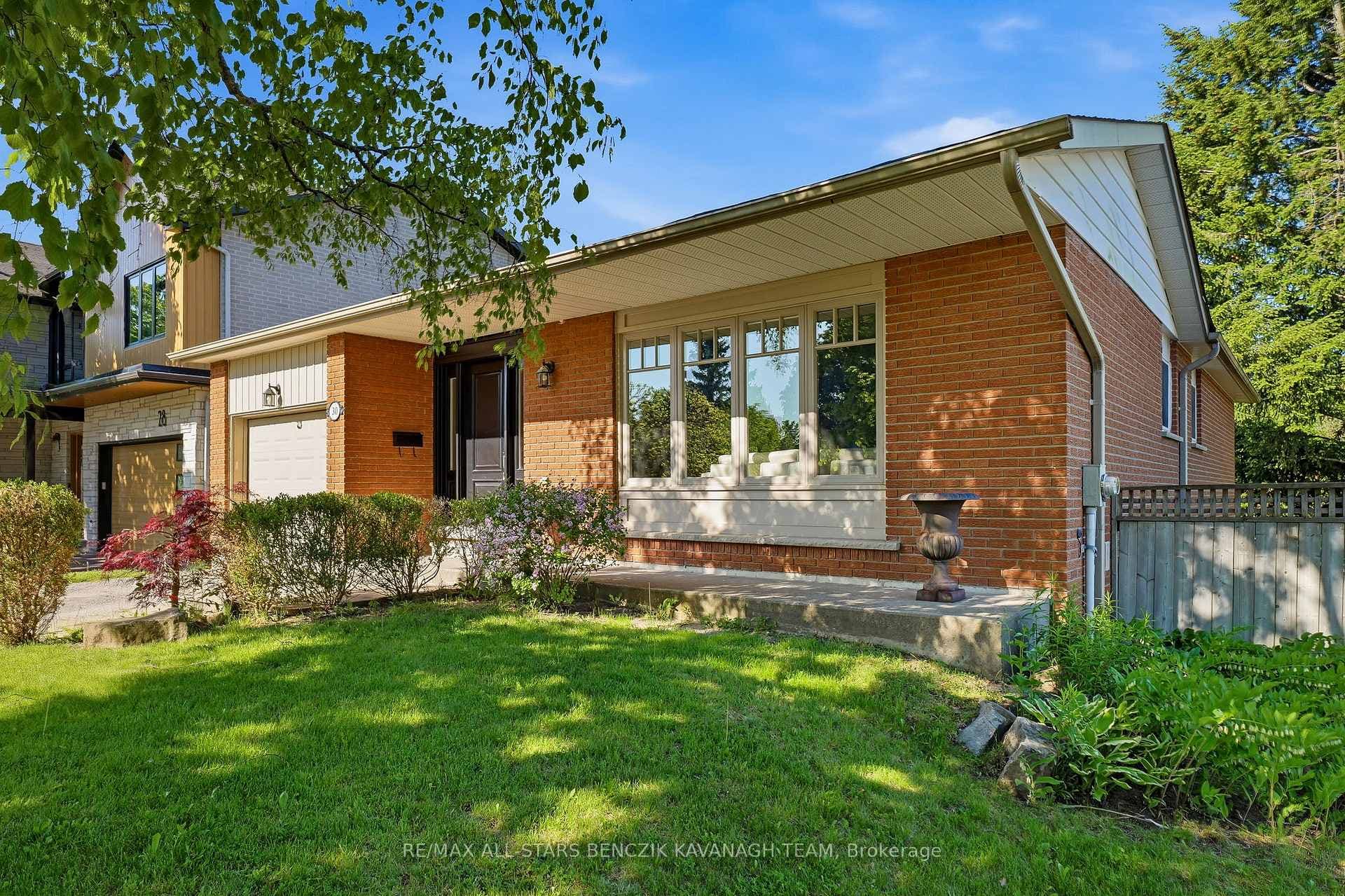 30 Sir Caradoc Place photo 2