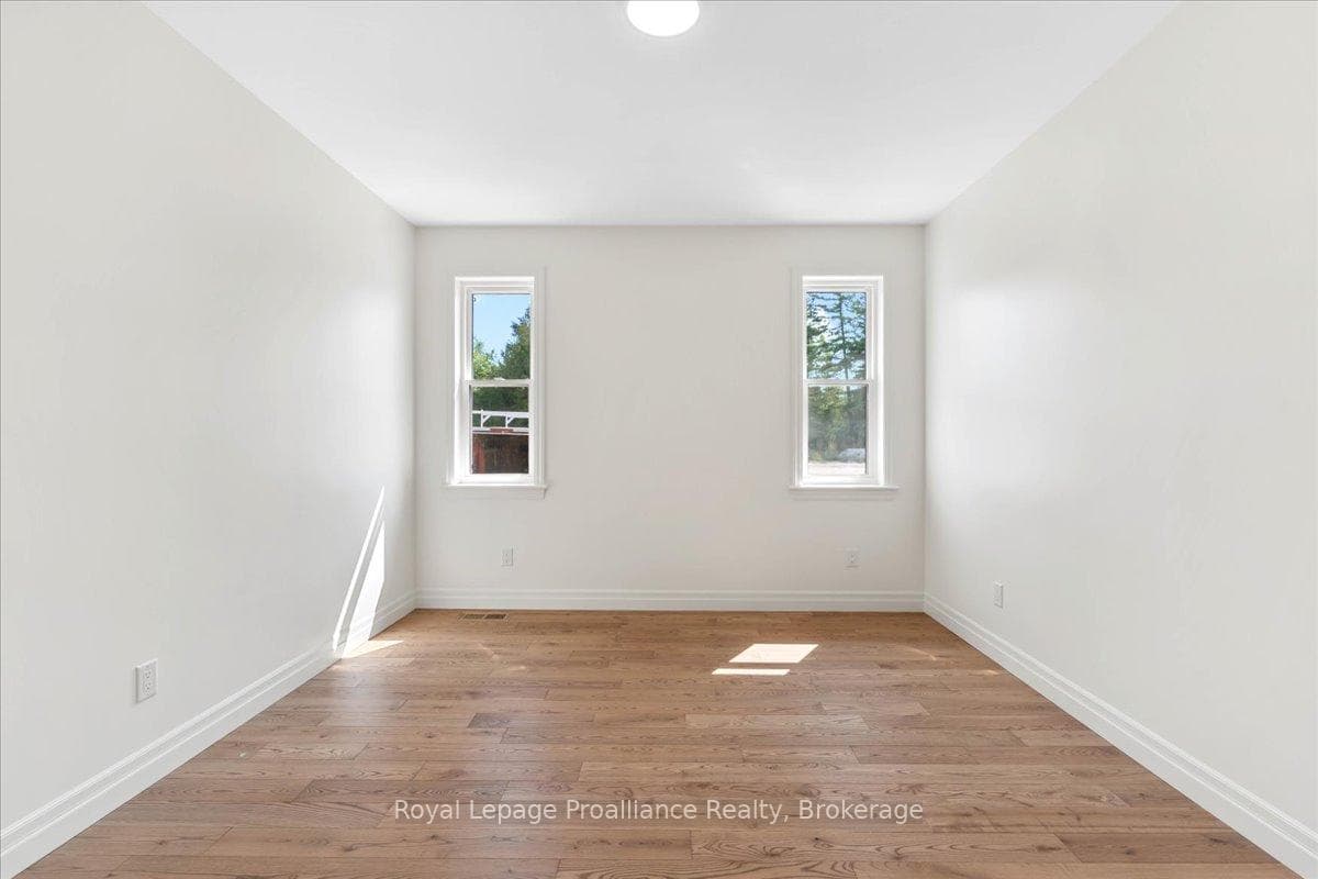 163 Pomeroy Avenue photo 26