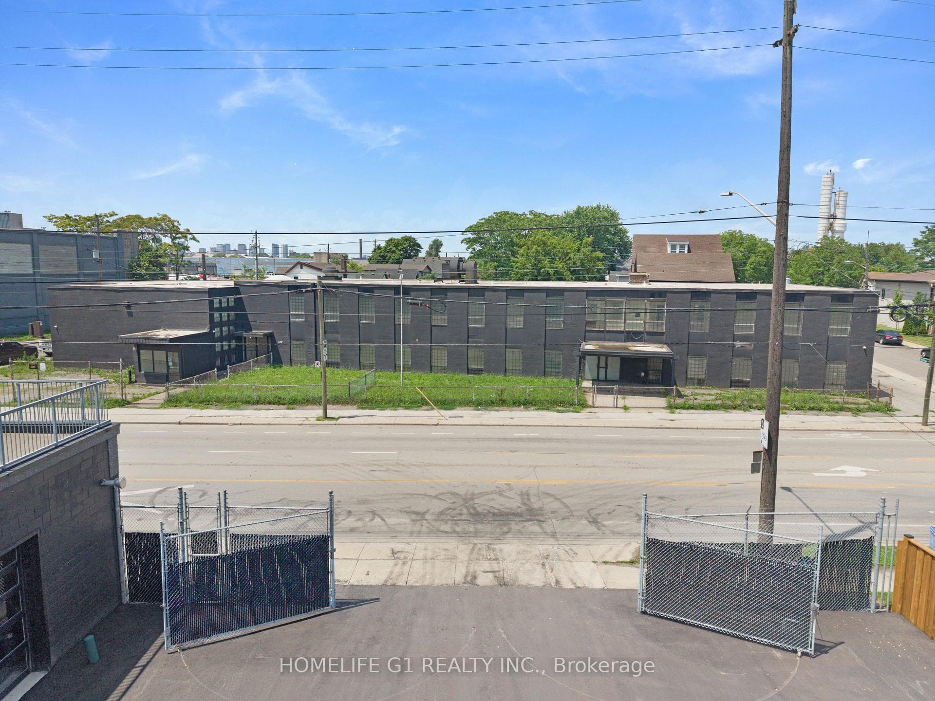 337 Gage Avenue photo 1