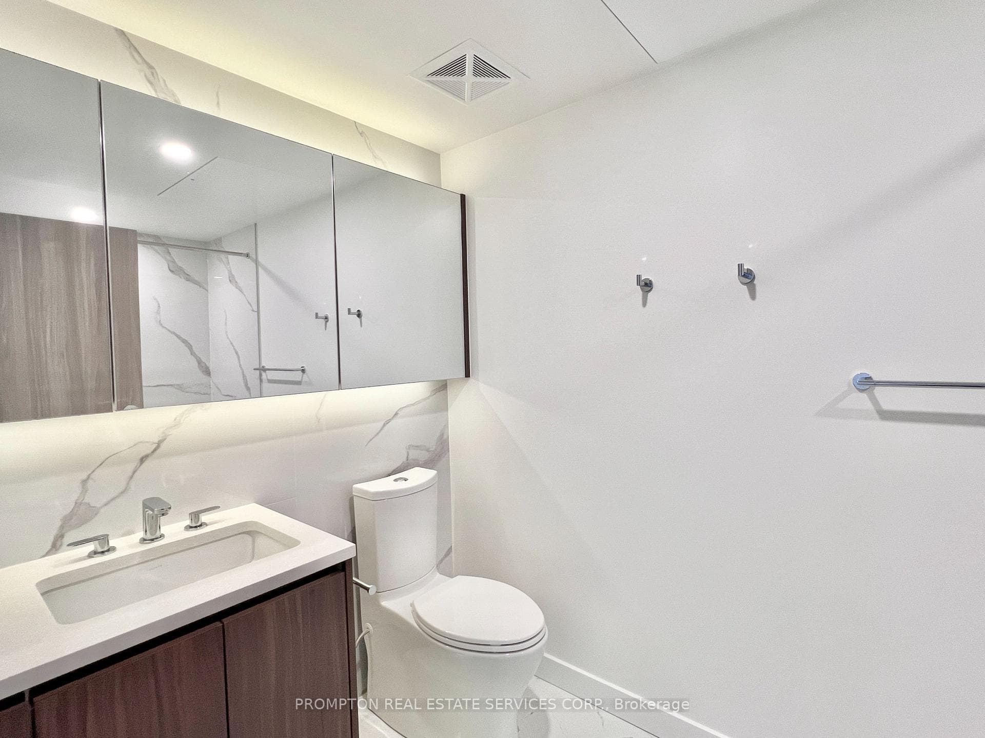 3 Concord Cityplace Way Unit 5008 photo 23