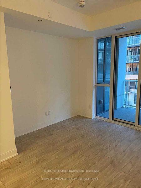 70 Annie Craig Drive Unit 406 photo 3
