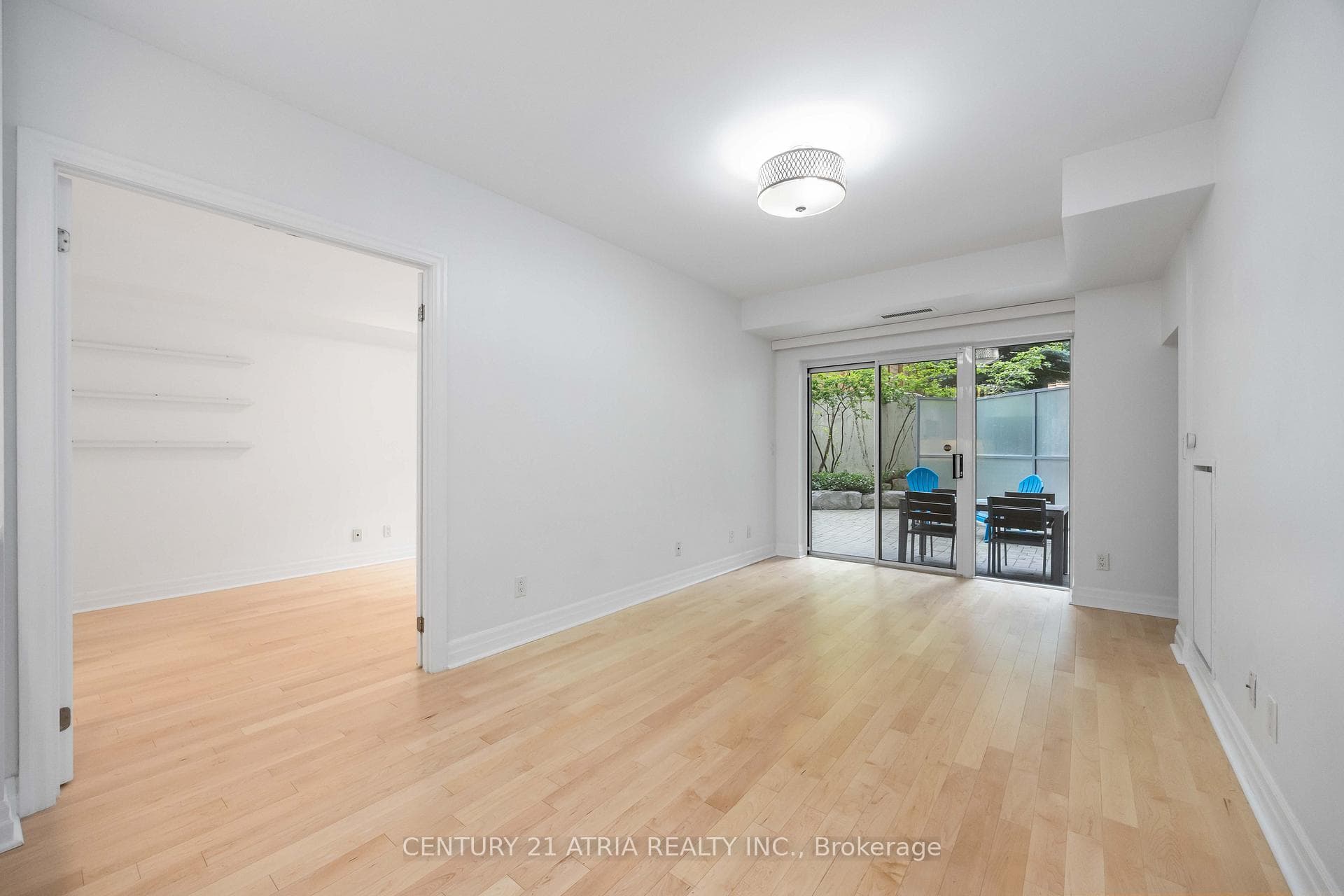 1801 Bayview Avenue Unit 107 photo 6