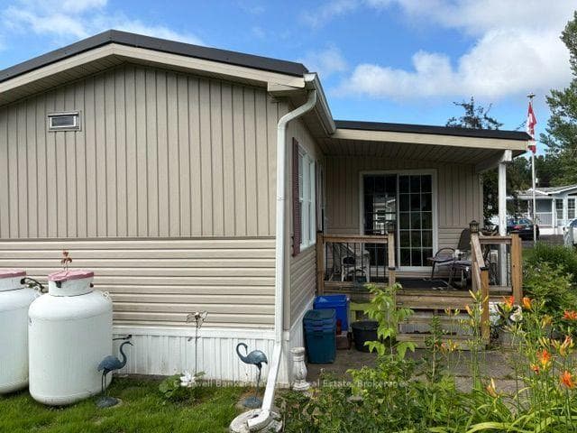 3564 Sumac Street photo 20