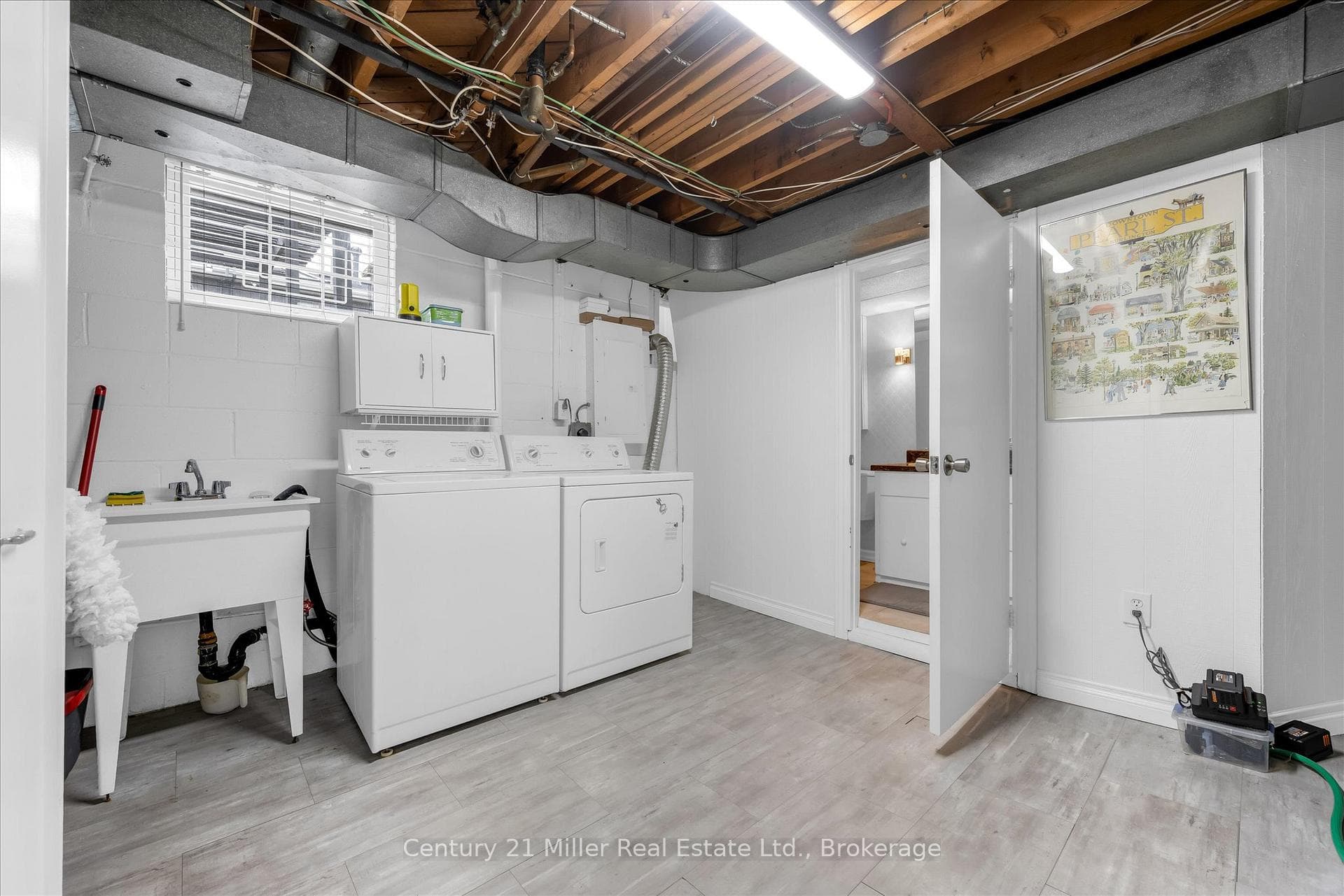 534 Elwood Road photo 21