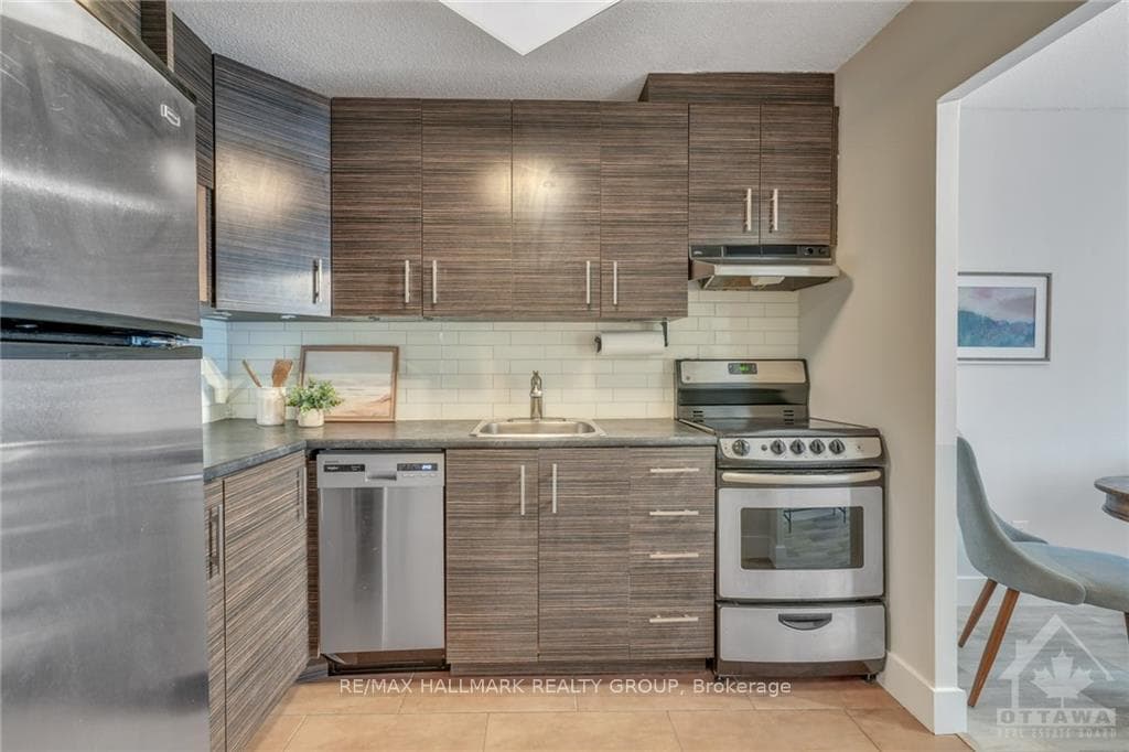 1785 FROBISHER Lane Unit 705 photo 4