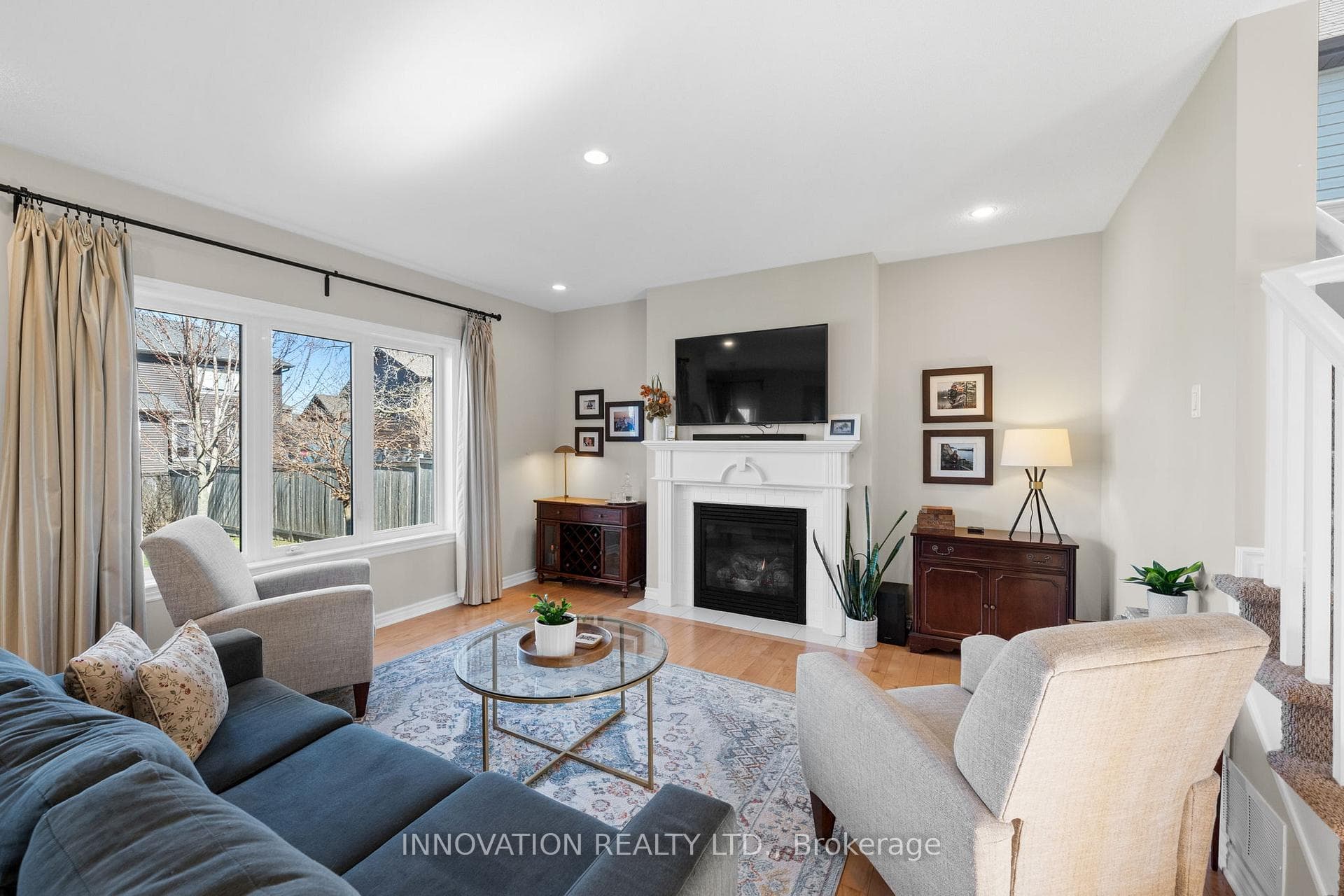 122 Corndav Way photo 4
