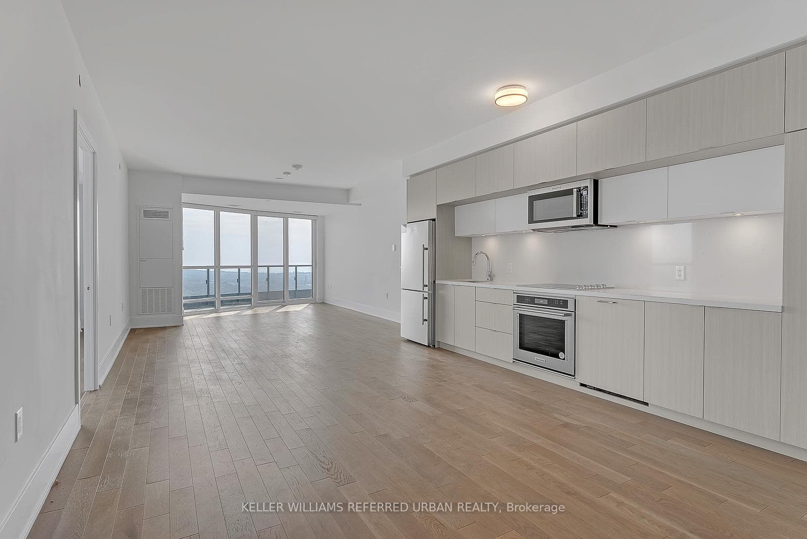 585 Bloor Street Unit 4118 photo 4