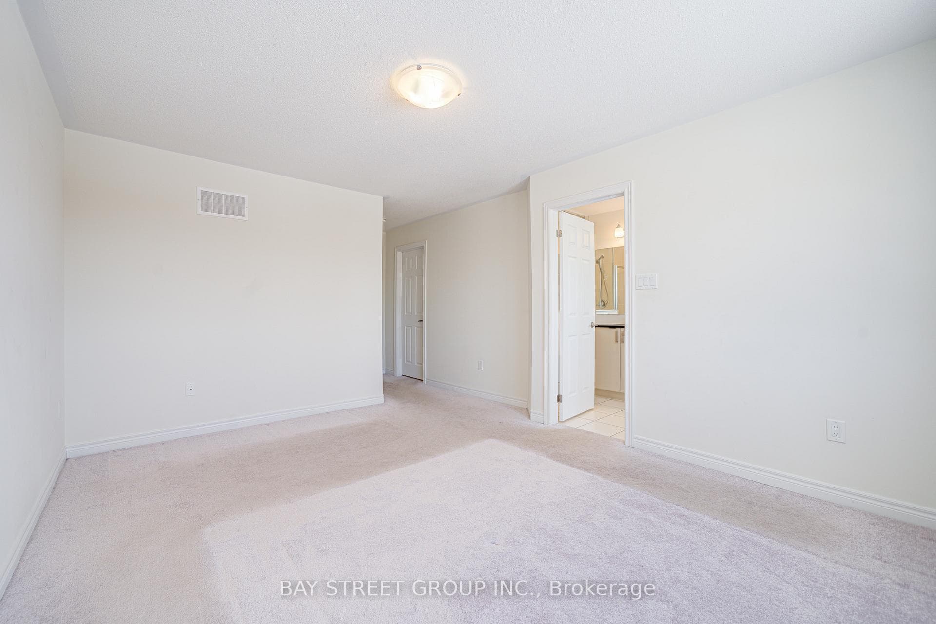 87 Bayardo Drive photo 26