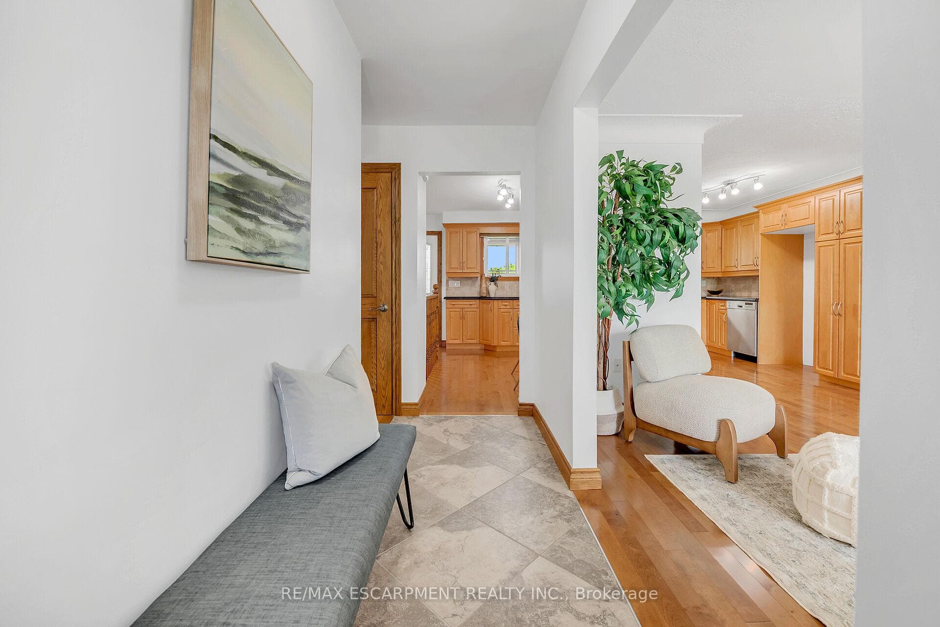 617 Eighth Road photo 5