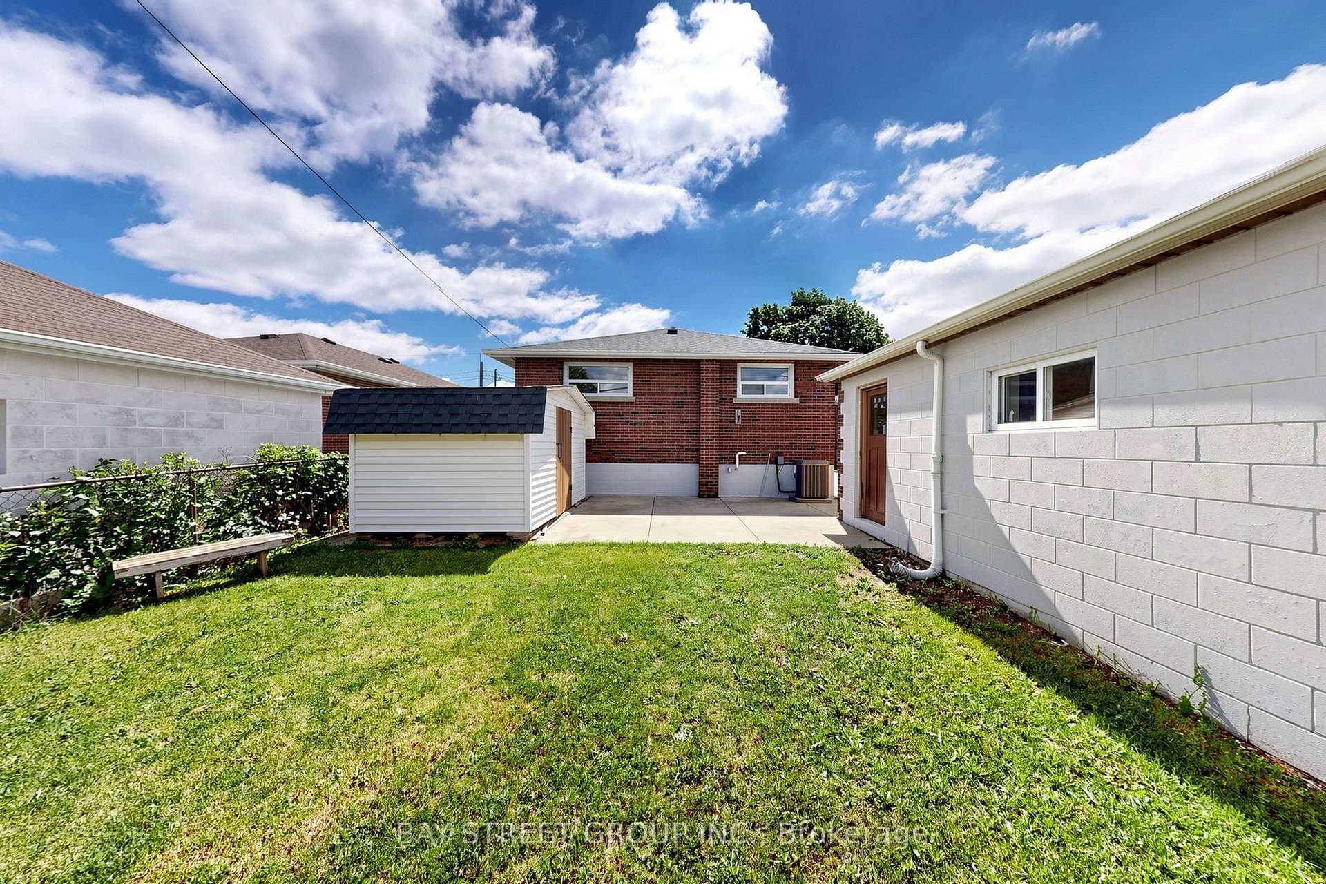 28 Warren Avenue photo 33