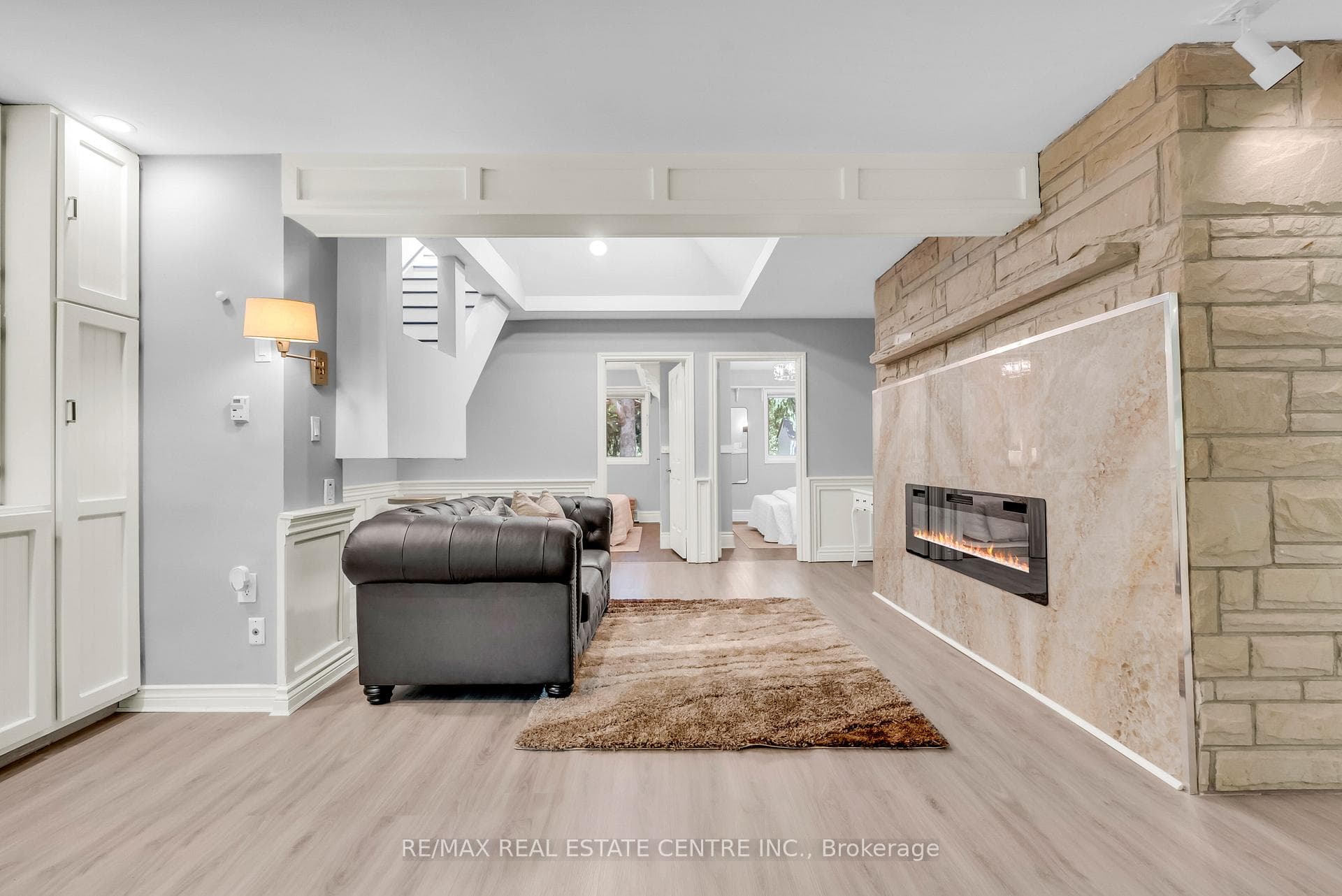 1560 Elgin Road photo 31