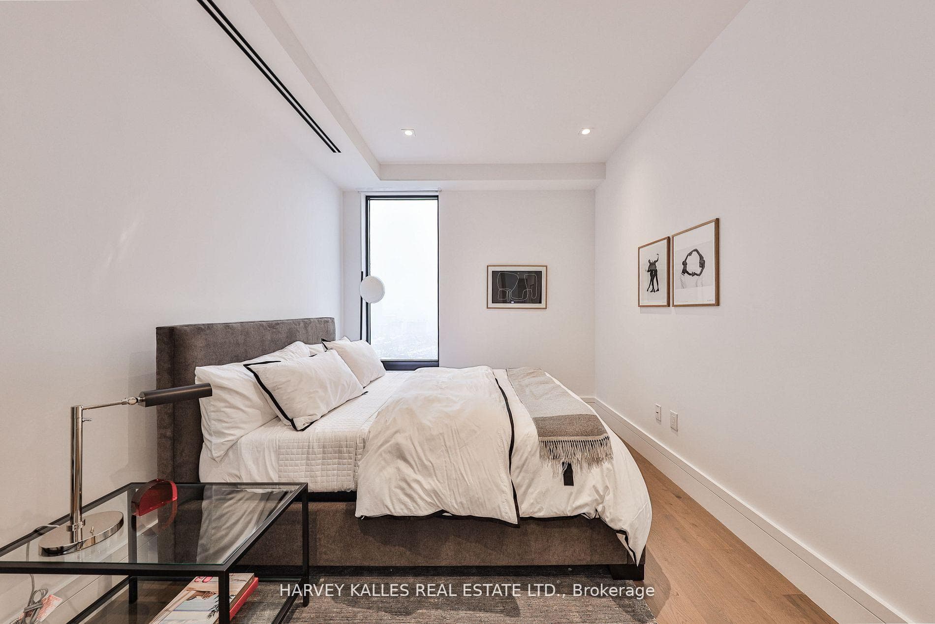 215 Lonsdale Road Unit 1707 photo 22