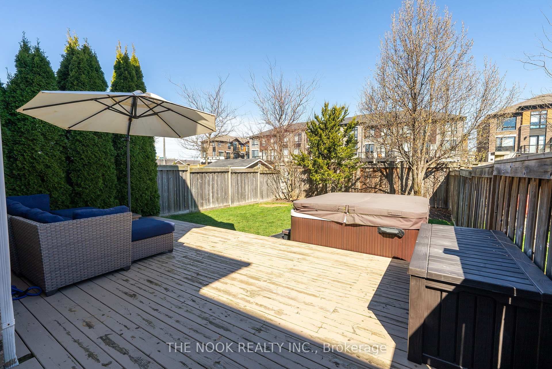 77 Barchester Crescent photo 27