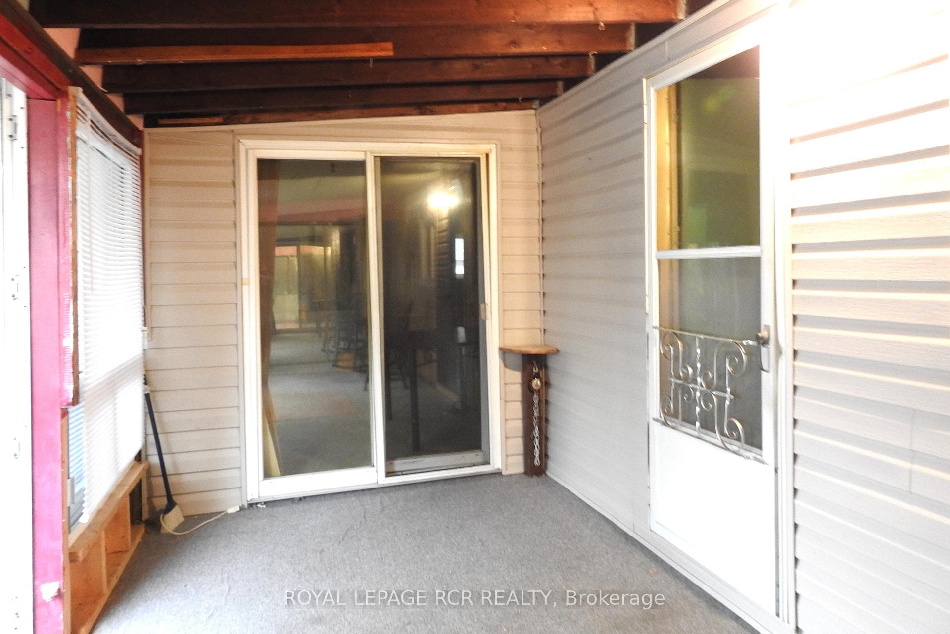 Mudroom entrance to Home