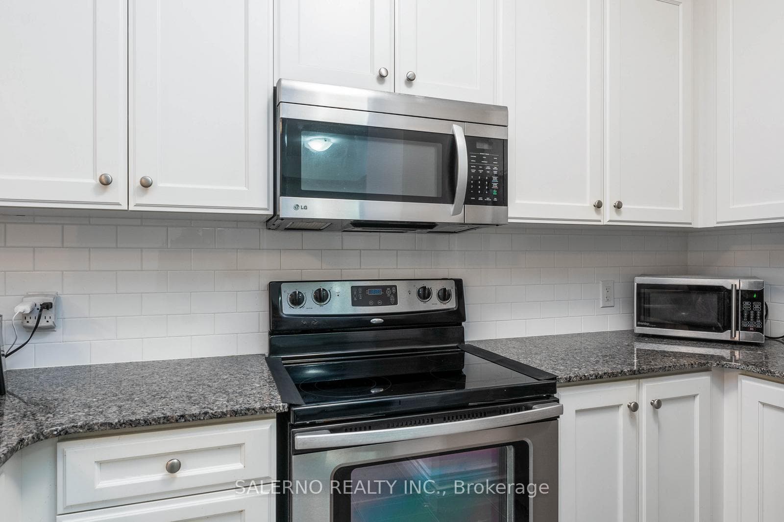 281 Woodbridge Avenue Unit 405 photo 16