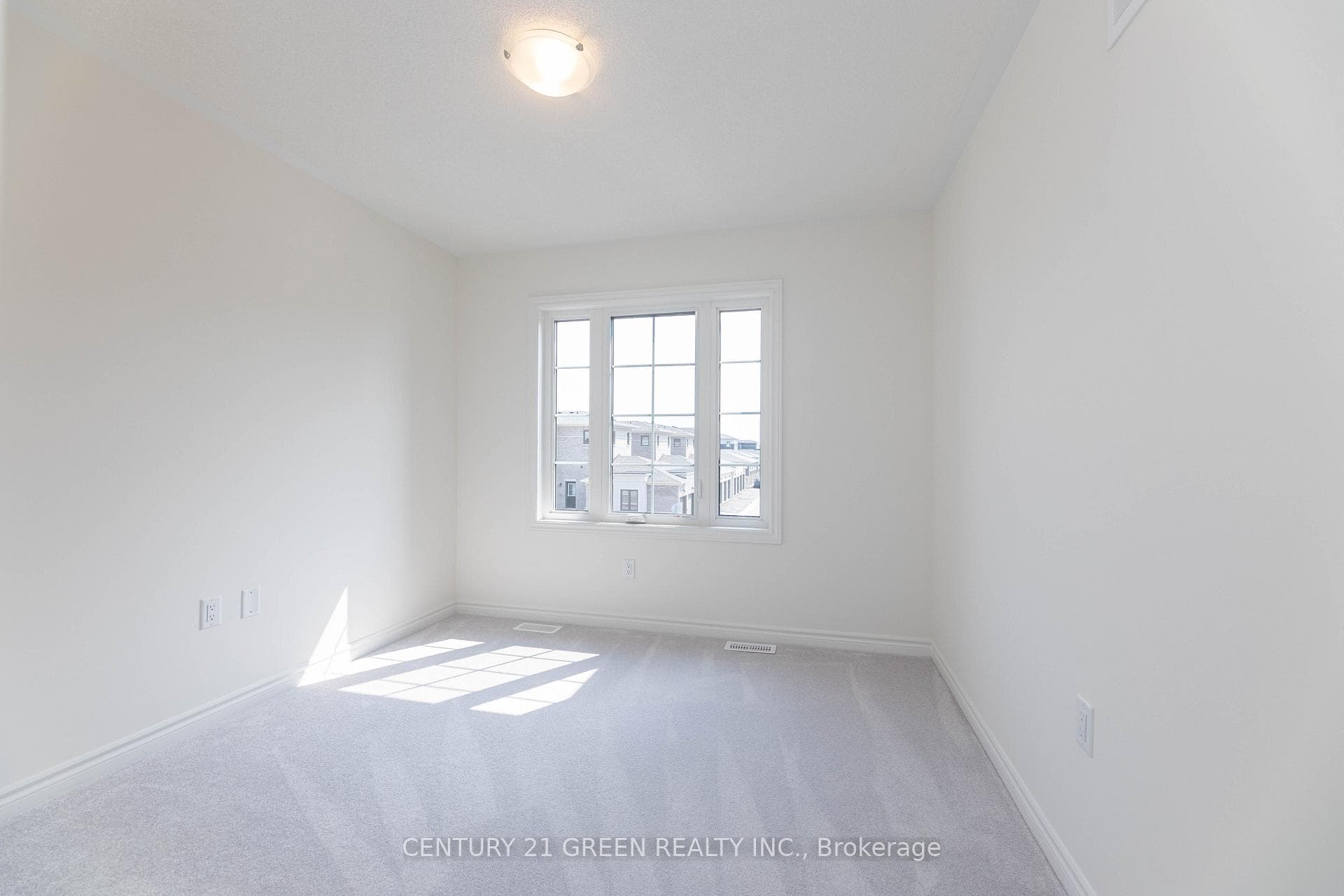 12 Velvet Drive photo 35