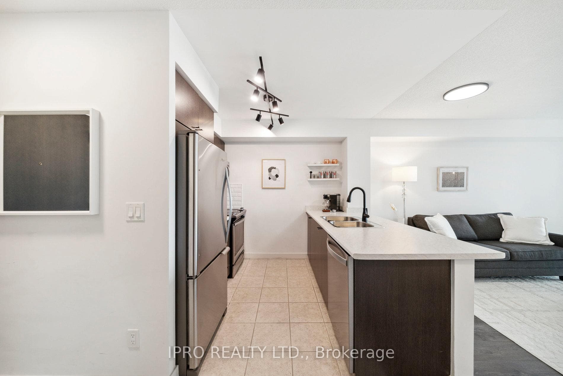 8 Trent Avenue Unit 513 photo 11