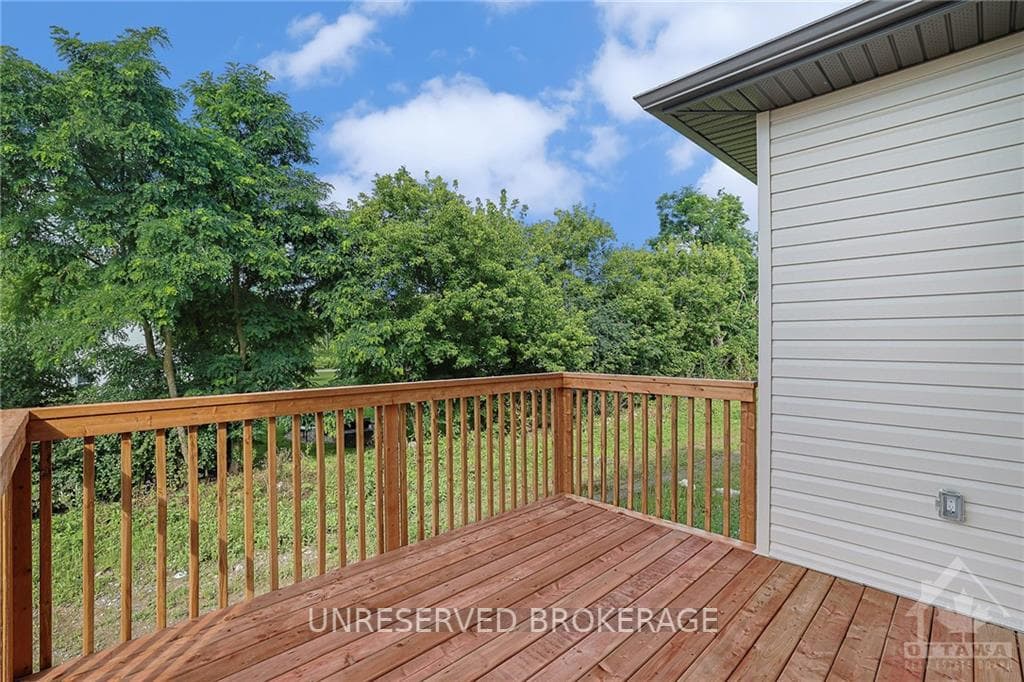 89 DOWDALL Circle photo 22